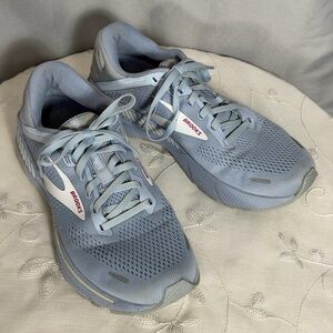 Brooks Adrenaline GTS 22 Womens Blue Athletic Running Tennis Shoes Sz 10.5